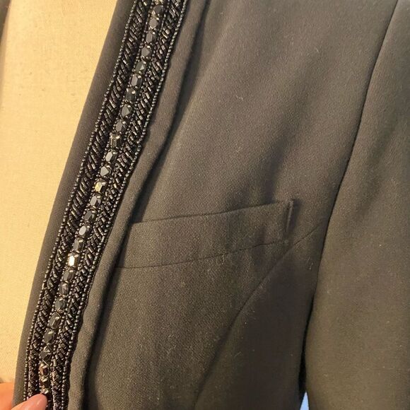 Le lis blanc blazer, size 40 (European), US6 - Picture 3 of 12